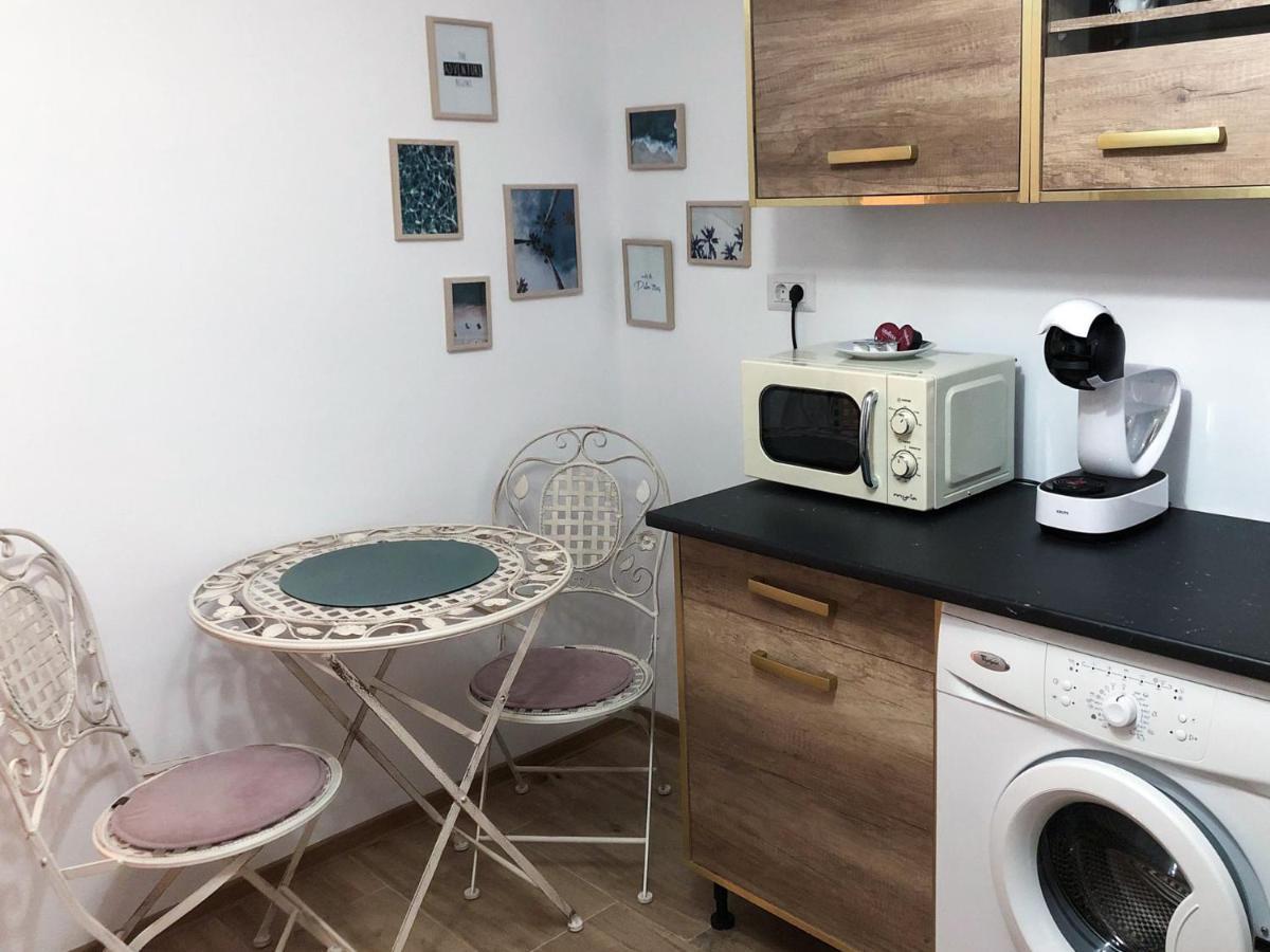 Ultra Central Apartment, Free Parking Oradea - Stray Cats Экстерьер фото